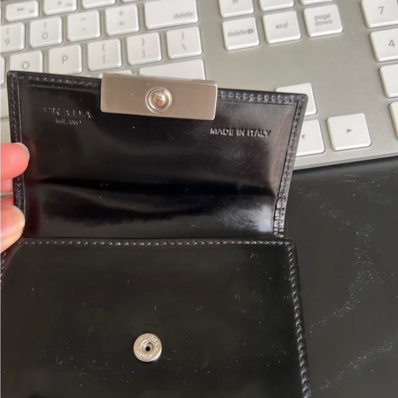 Prada patent leather card holder unisex - Picture 3 of 11